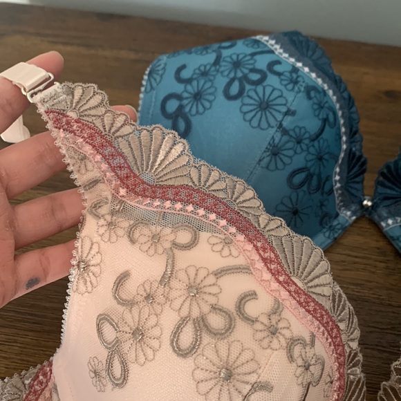 Triumph bras - washed, never worn - Picture 2 of 8